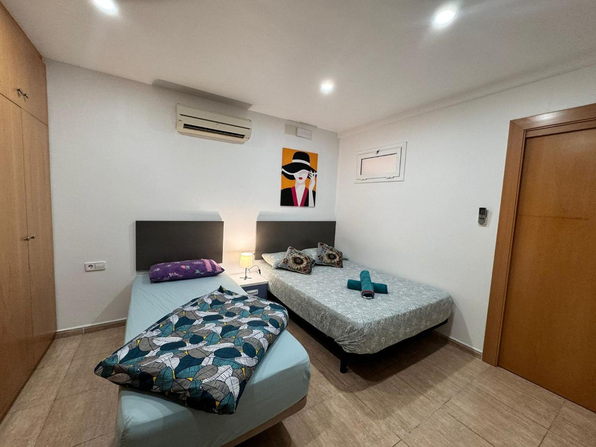 Near To Beach And Barcelona Sant Adria de Besos Ngoại thất bức ảnh